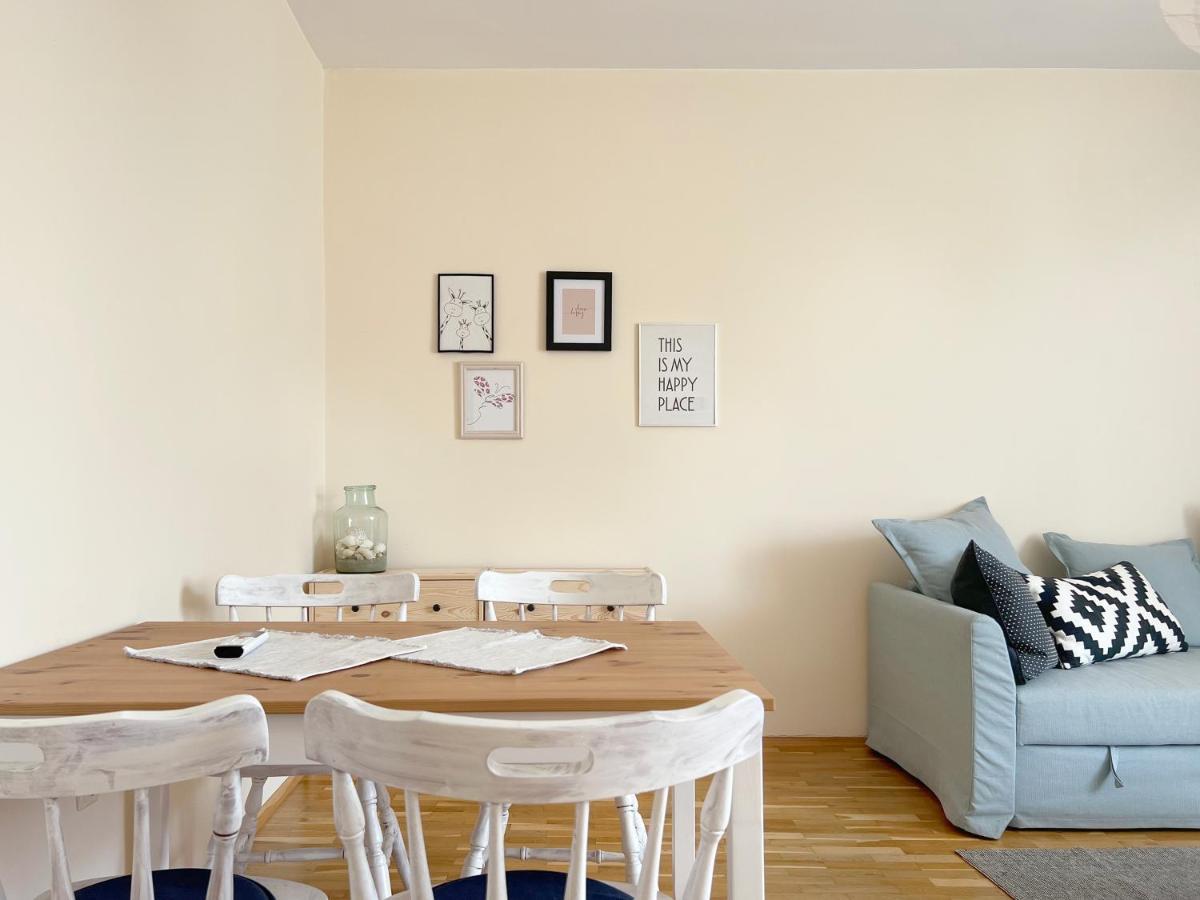 Lovely Apartment With Balcony In Pomorie Old Town By Flat Mаnаger Kültér fotó