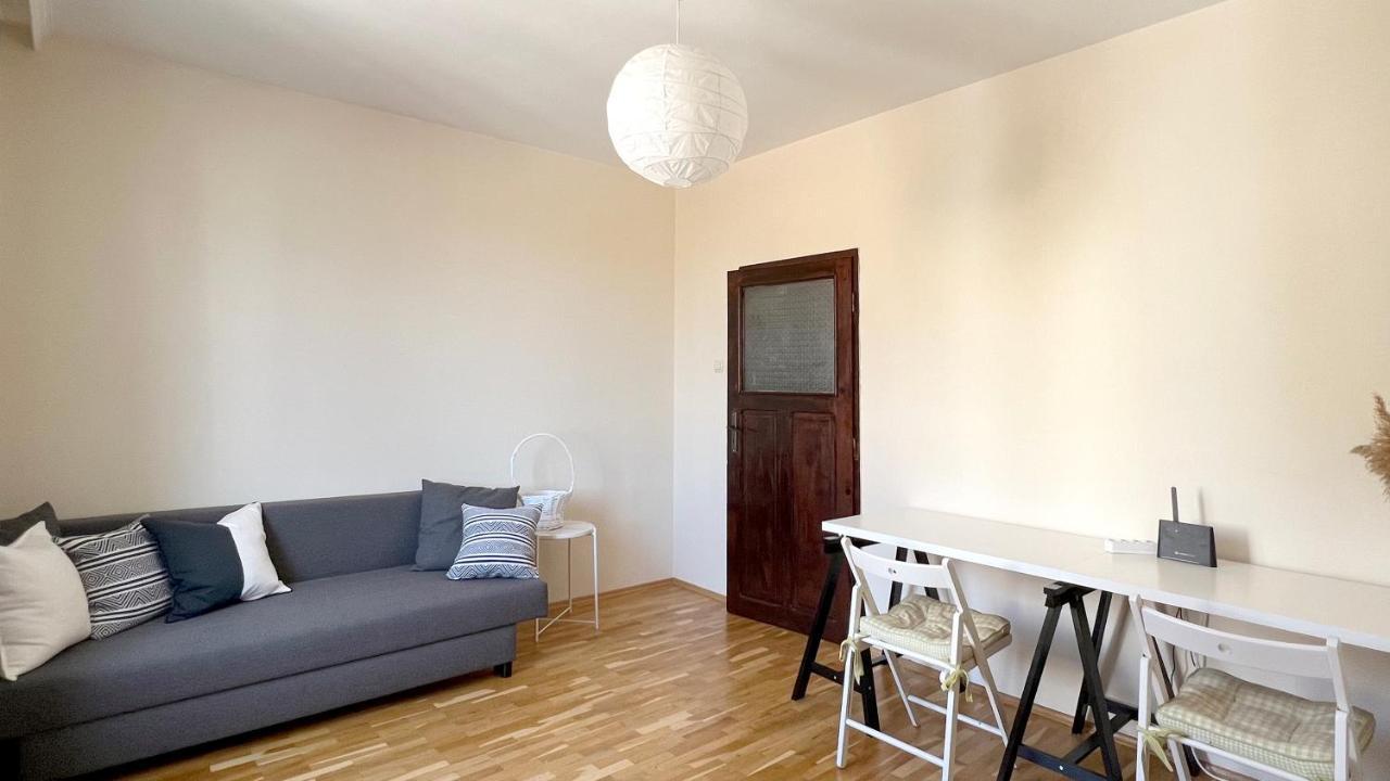 Lovely Apartment With Balcony In Pomorie Old Town By Flat Mаnаger Kültér fotó