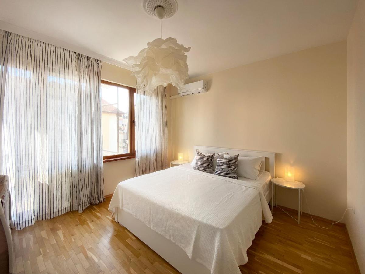 Lovely Apartment With Balcony In Pomorie Old Town By Flat Mаnаger Kültér fotó